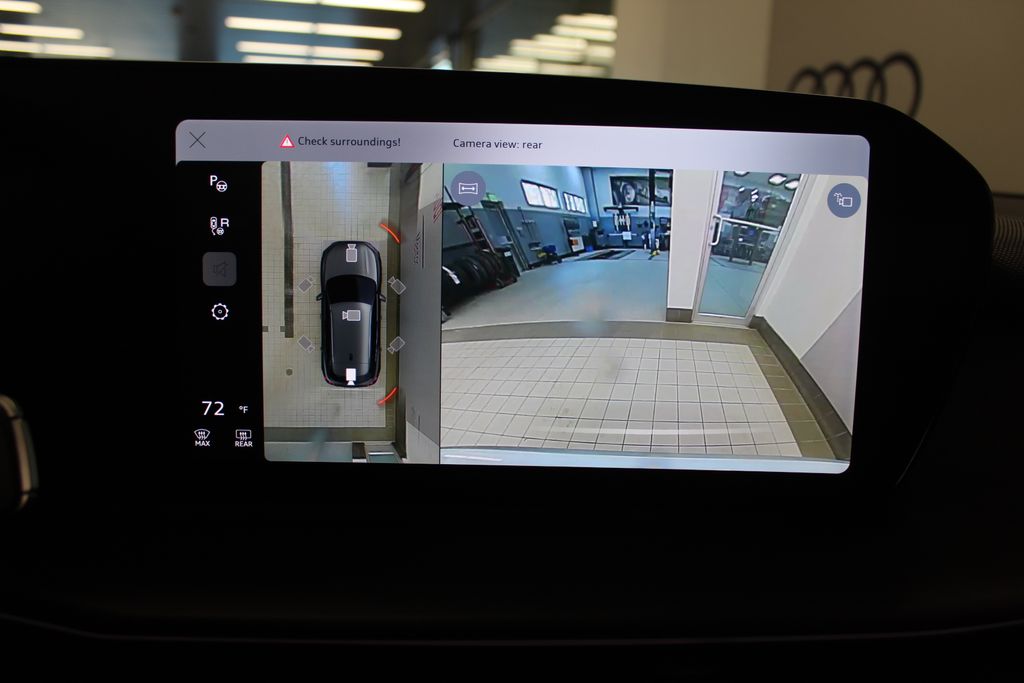 Thumbnail: 2026 Audi Q3 - 23