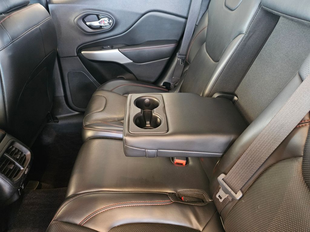 2018 Jeep Cherokee Trailhawk