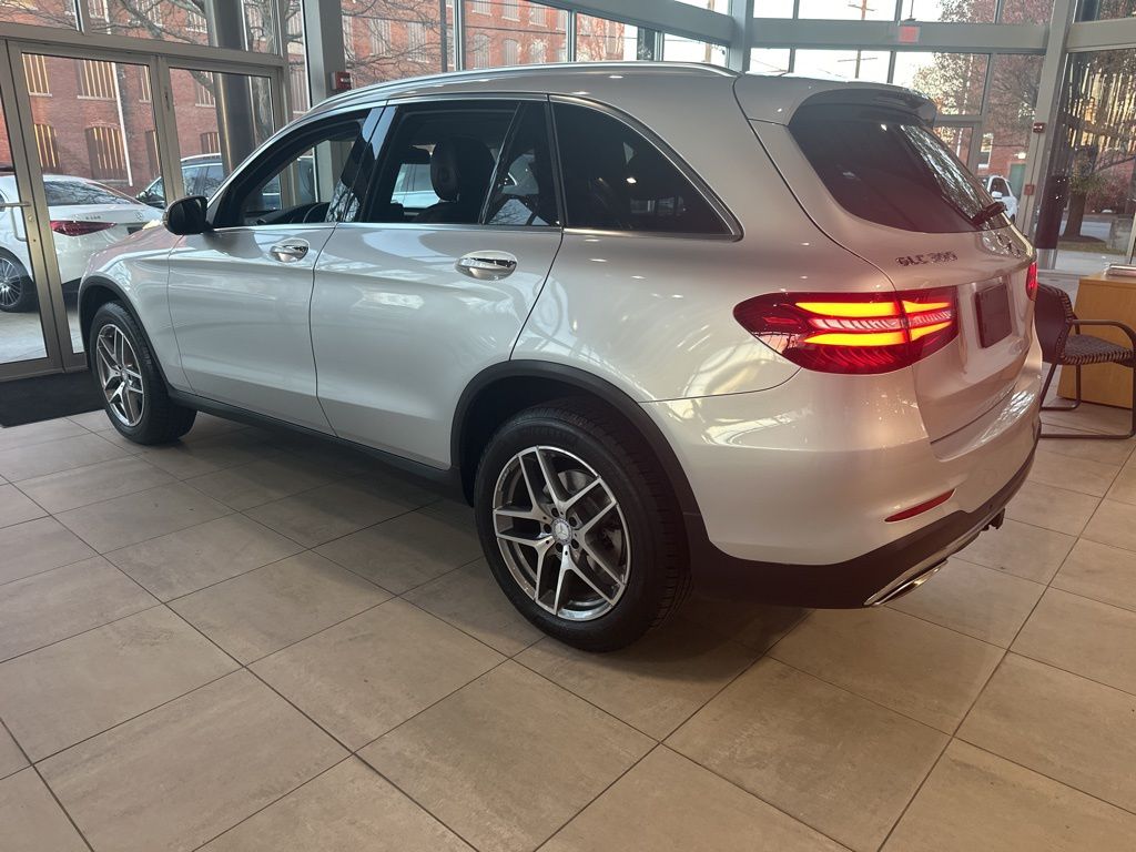 2016 Mercedes-Benz GLC GLC 300 5