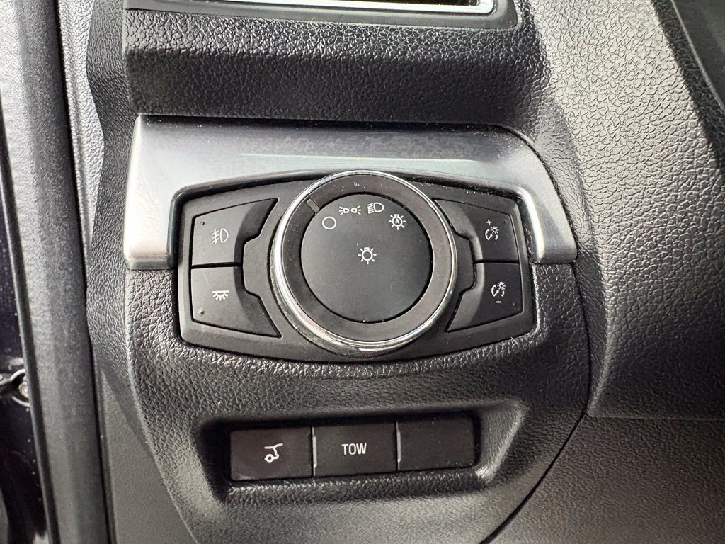 2019 Ford Explorer #17
