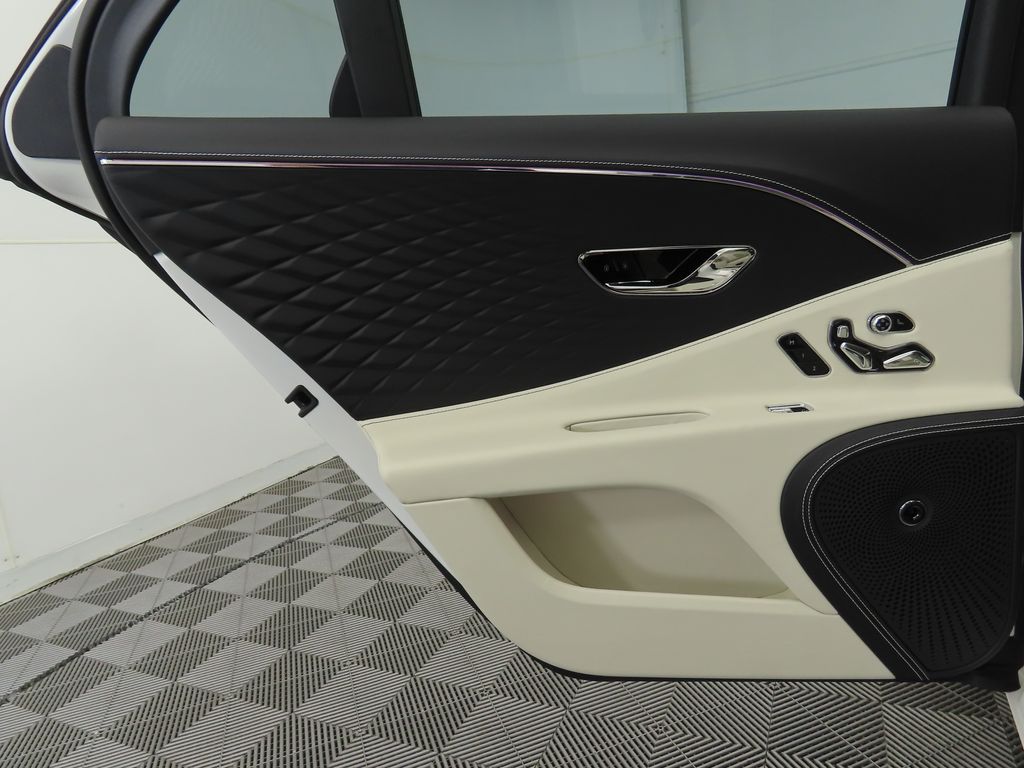 Thumbnail: 2026 Bentley Flying Spur - 26