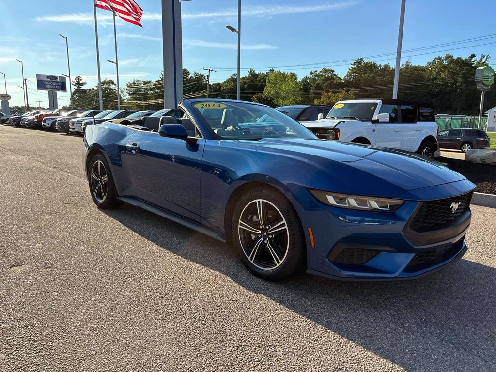 2024 Ford Mustang EcoBoost Convertible RWD