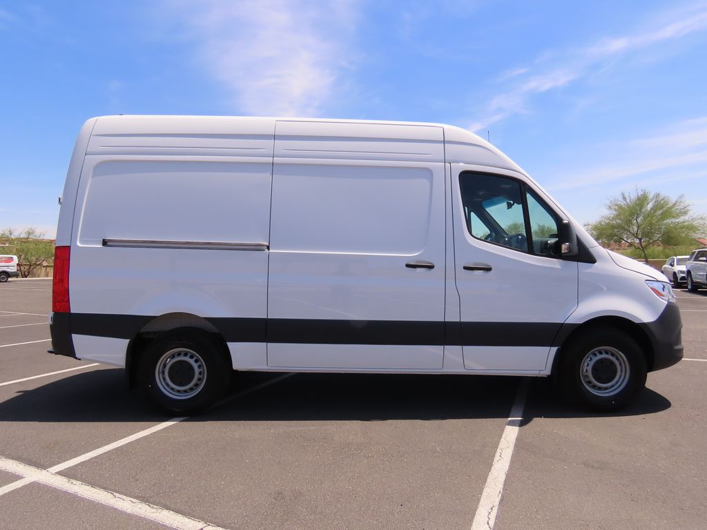 2025 Mercedes-Benz Sprinter 2500 4