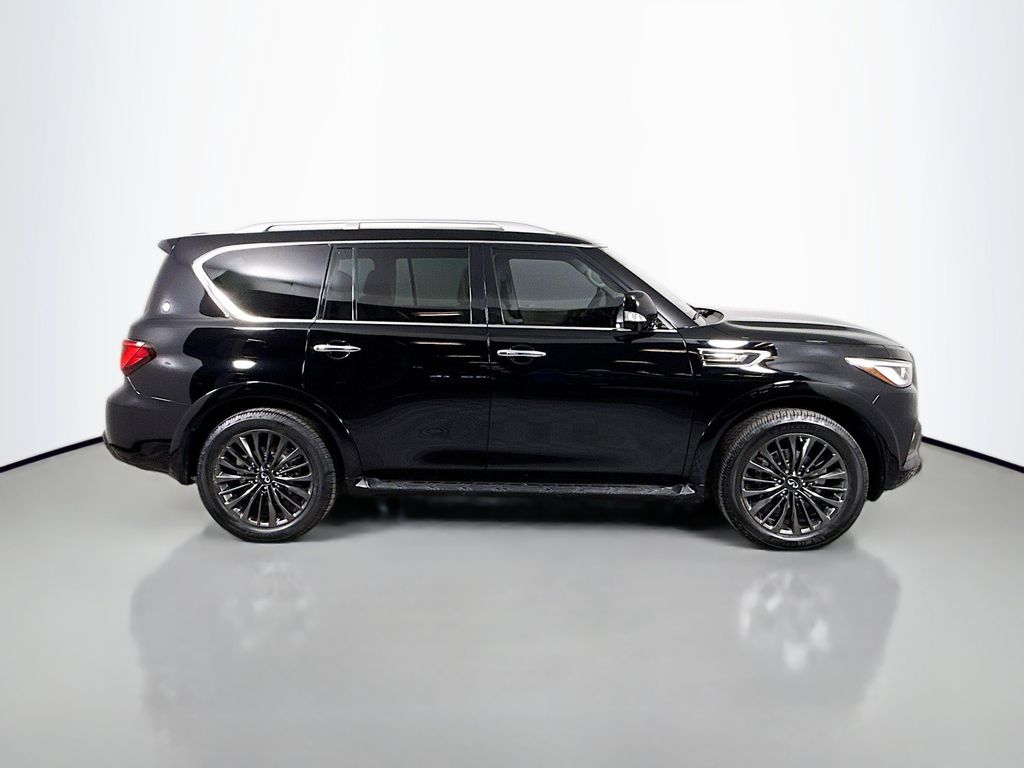 Thumbnail: 2023 INFINITI QX80 - 4