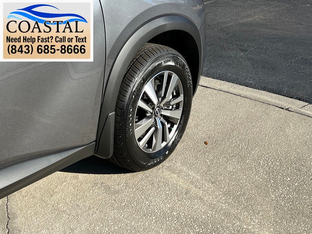 2026 Nissan Pathfinder SL Gray at Lugoff Nissan