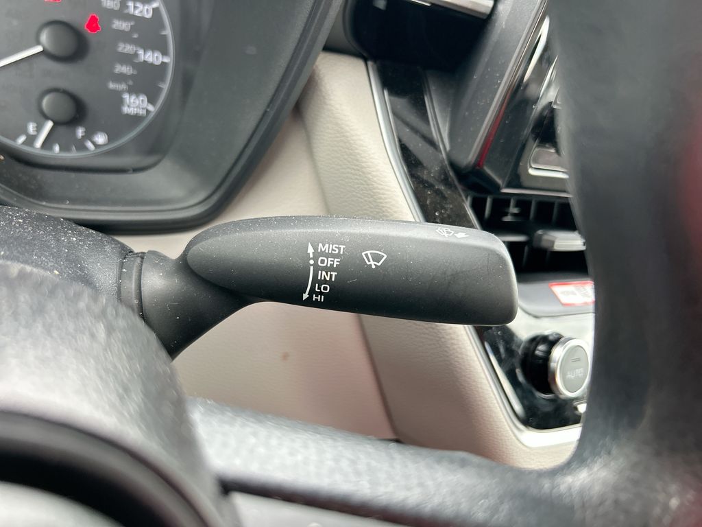 Thumbnail: 2025 Toyota Corolla - 18