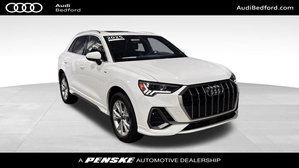 Thumbnail: 2025 Audi Q3 - 13