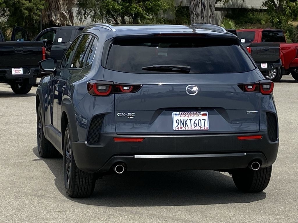 View vehicle photo 6