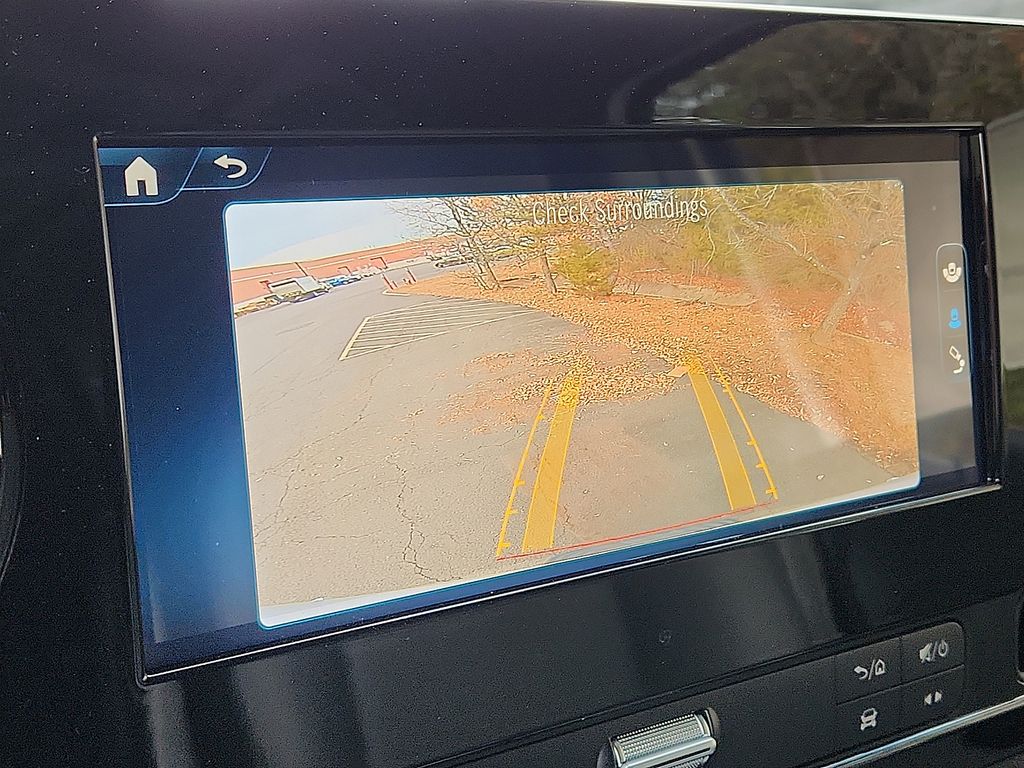 Thumbnail: 2025 Mercedes-Benz Sprinter - 12