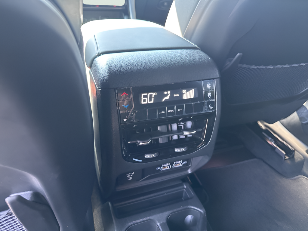 New Car 2025 Jeep Grand Cherokee L  Overland For Sale Under $70,000 In Austin, Texas