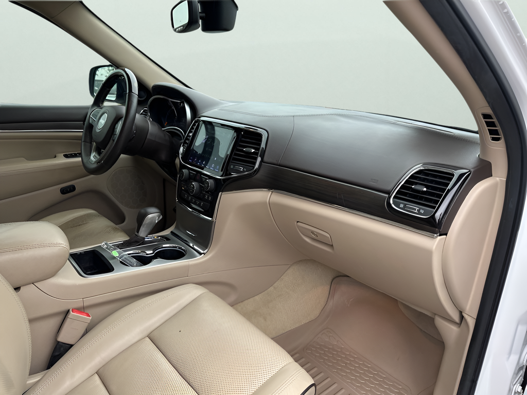 Used Car 2020 Jeep Grand Cherokee  Overland For Sale Under $25,000 In Austin, Texas