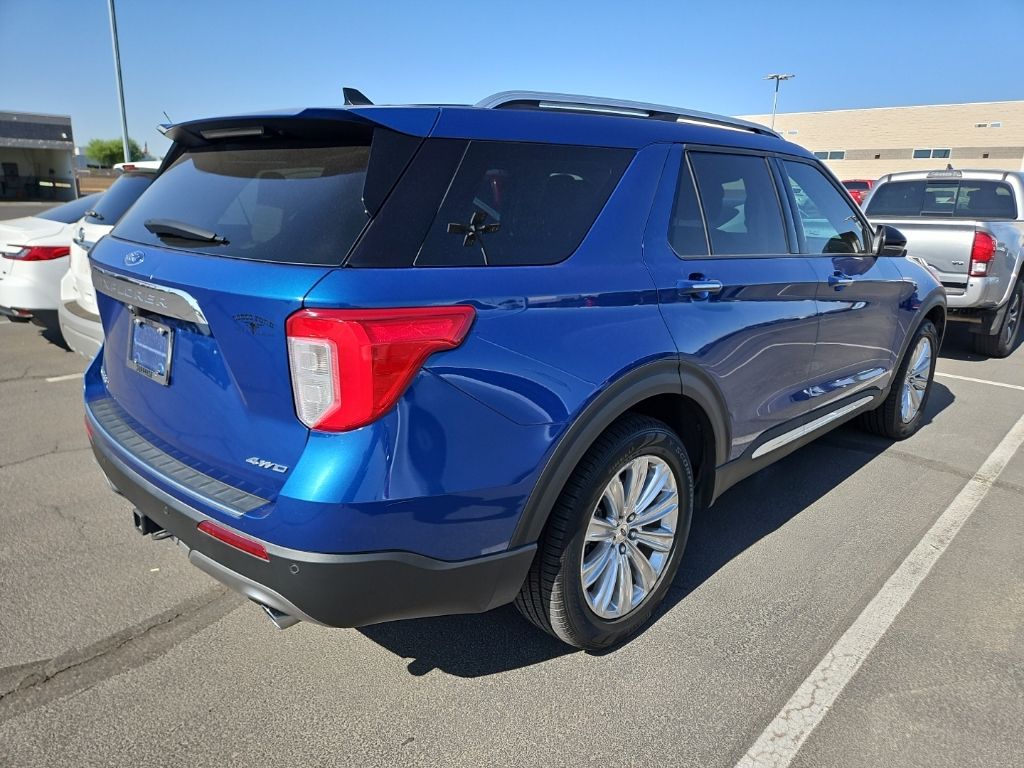 Thumbnail: 2022 Ford Explorer - 3