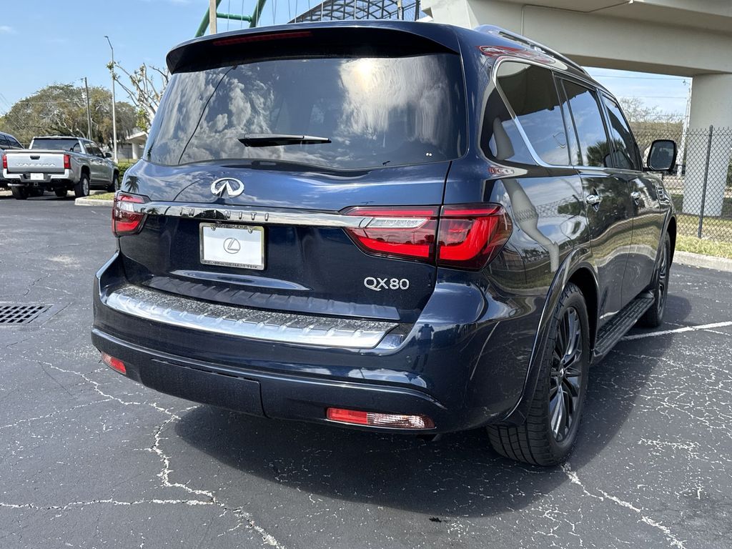 Thumbnail: 2022 INFINITI QX80 - 11