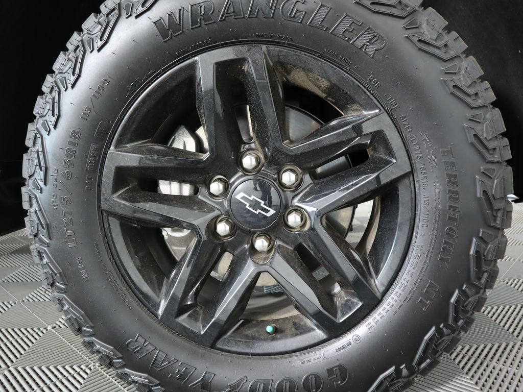 Thumbnail: 2025 Chevrolet Silverado 1500 - 30