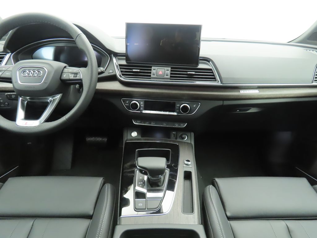2025 Audi Q5  14
