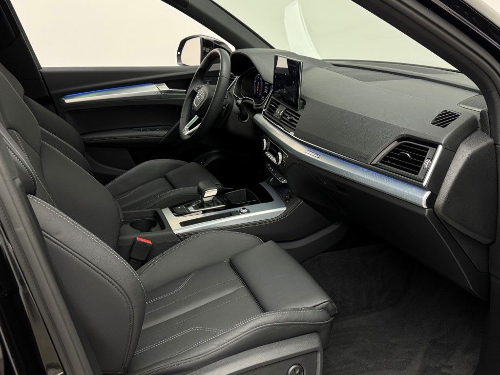 Thumbnail: 2025 Audi Q5 - 16