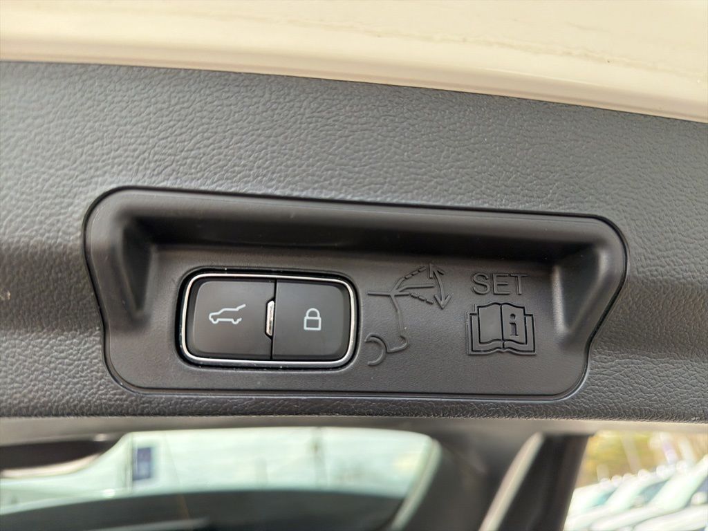 used 2023 Ford Explorer car, priced at $28,600