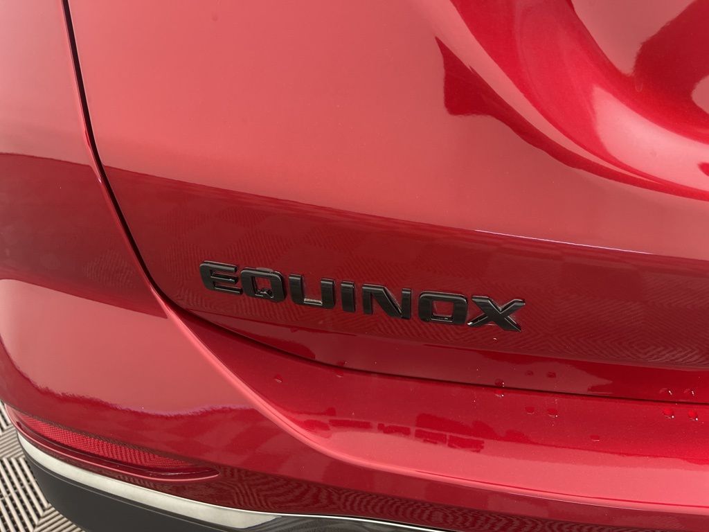 Thumbnail: 2023 Chevrolet Equinox - 3