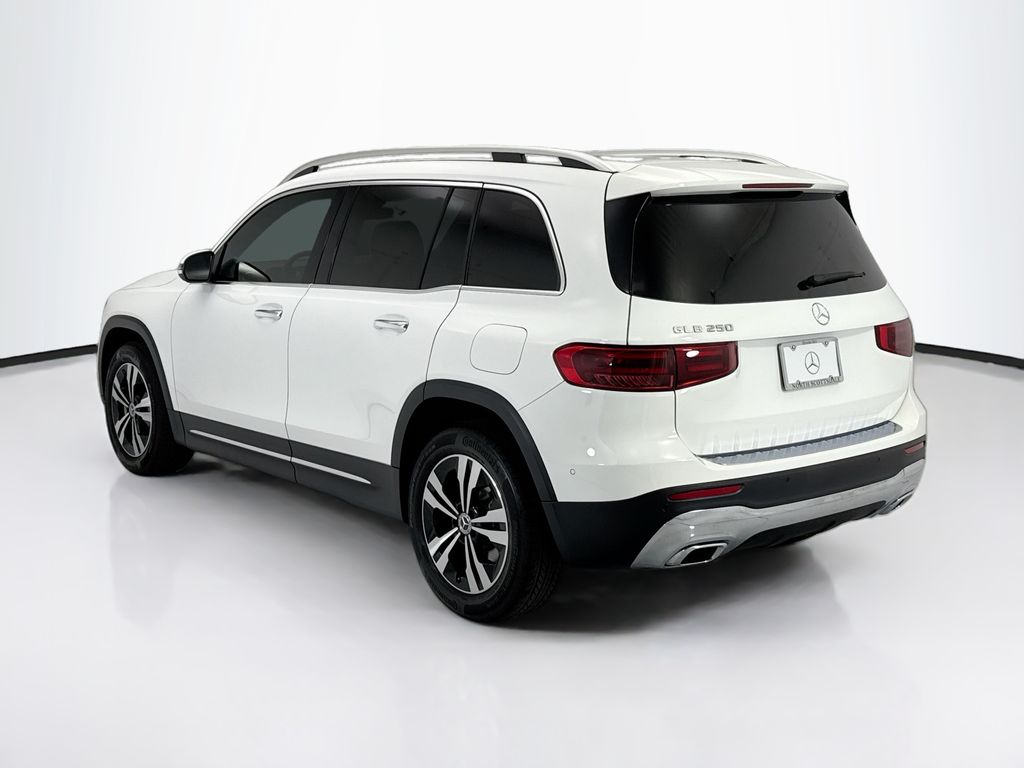 Certified Used 2025 White Mercedes-Benz GLB 250 image 7