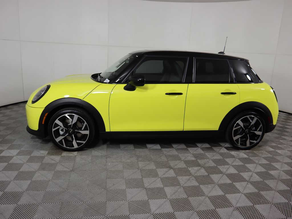 Thumbnail: 2026 MINI Cooper - 8