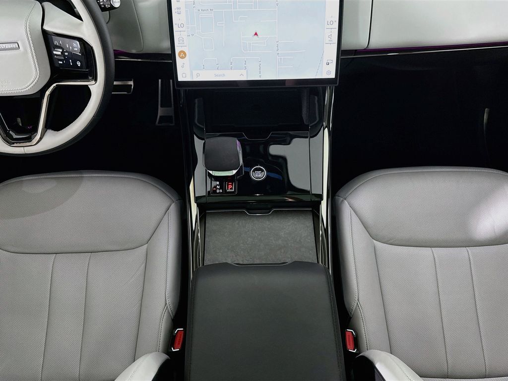 Thumbnail: 2025 Land Rover Range Rover Sport - 16