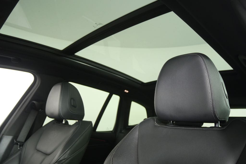 Thumbnail: 2024 BMW X3 - 11