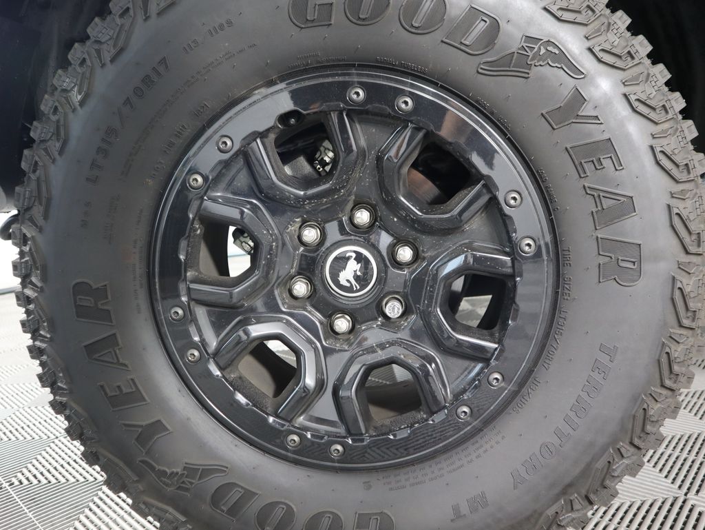 Thumbnail: 2021 Ford Bronco - 32