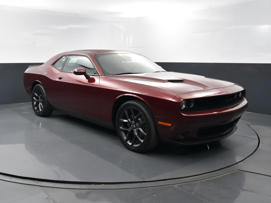 2021 Dodge Challenger SXT RWD