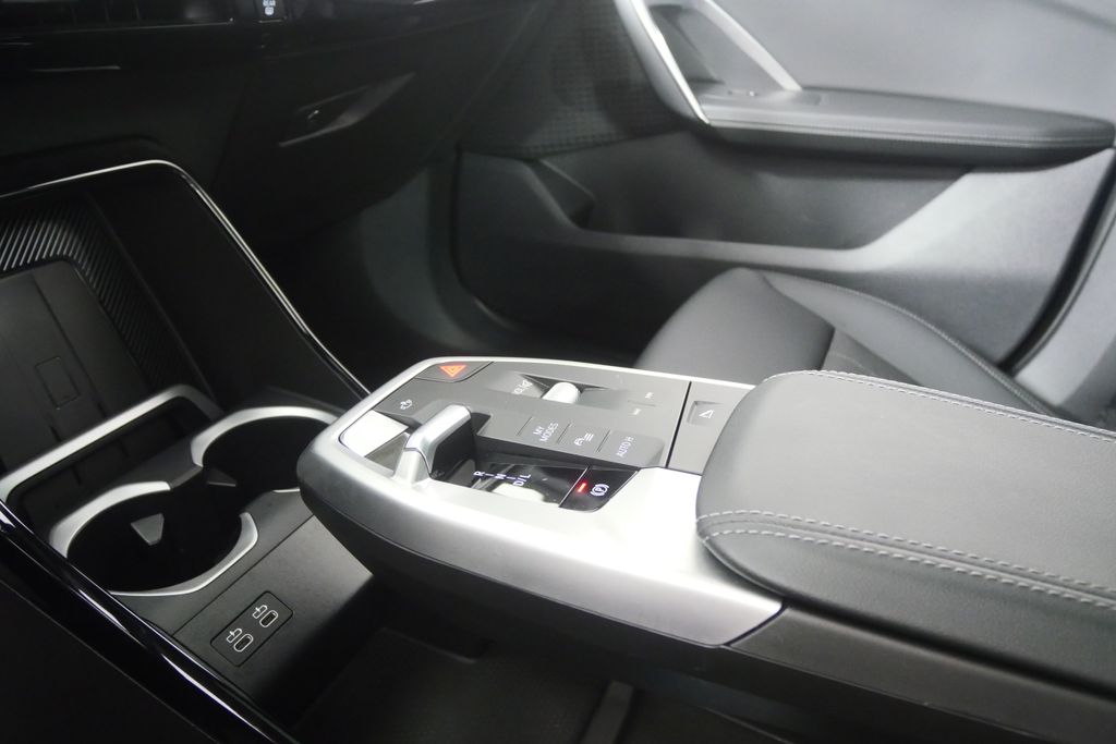 Thumbnail: 2026 BMW X1 - 24