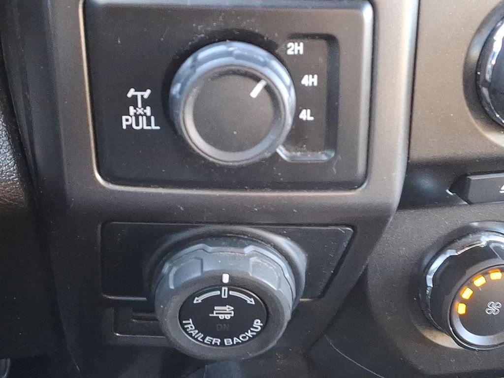 Thumbnail: 2018 Ford F-150 - 24