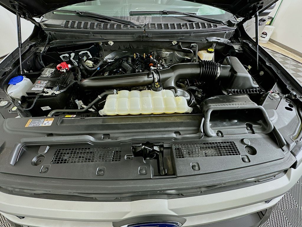 Thumbnail: 2024 Ford Expedition - 32