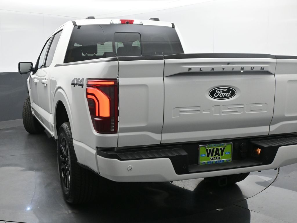 2025 Ford F-150 Platinum photo 4