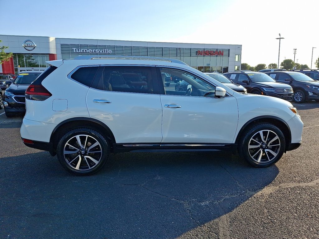 Thumbnail: 2019 Nissan Rogue - 7