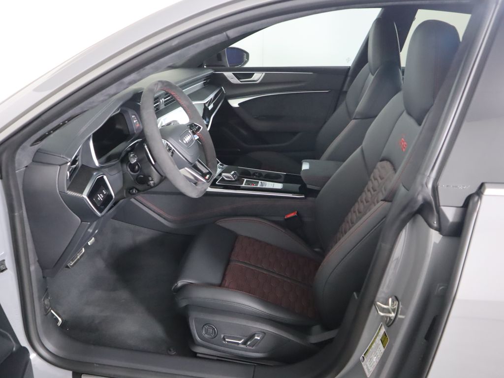 Thumbnail: 2026 Audi RS 7 - 21