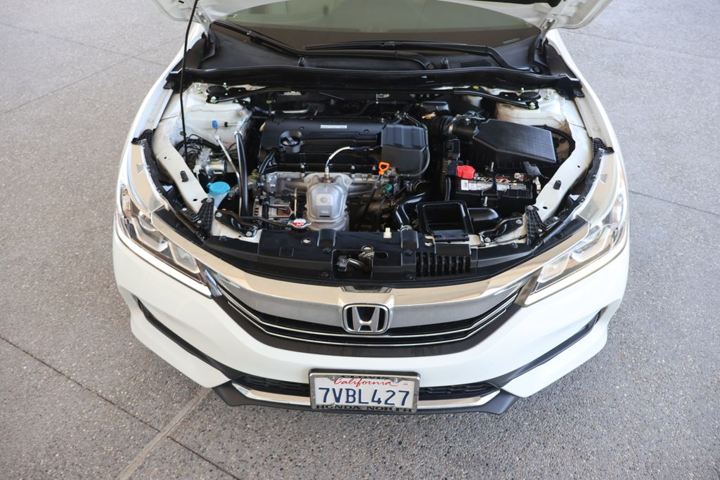 2017 Honda Accord EX 30