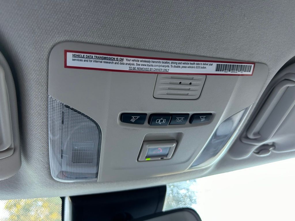 Thumbnail: 2022 Toyota Corolla - 26