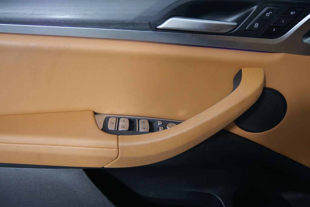 2022 BMW X3 sDrive30i 8