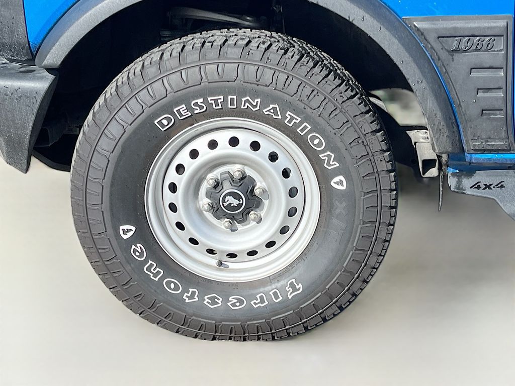 2023 Ford Bronco 4-Door Base - Photo 28