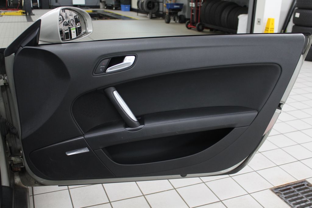 Thumbnail: 2009 Audi TT - 20