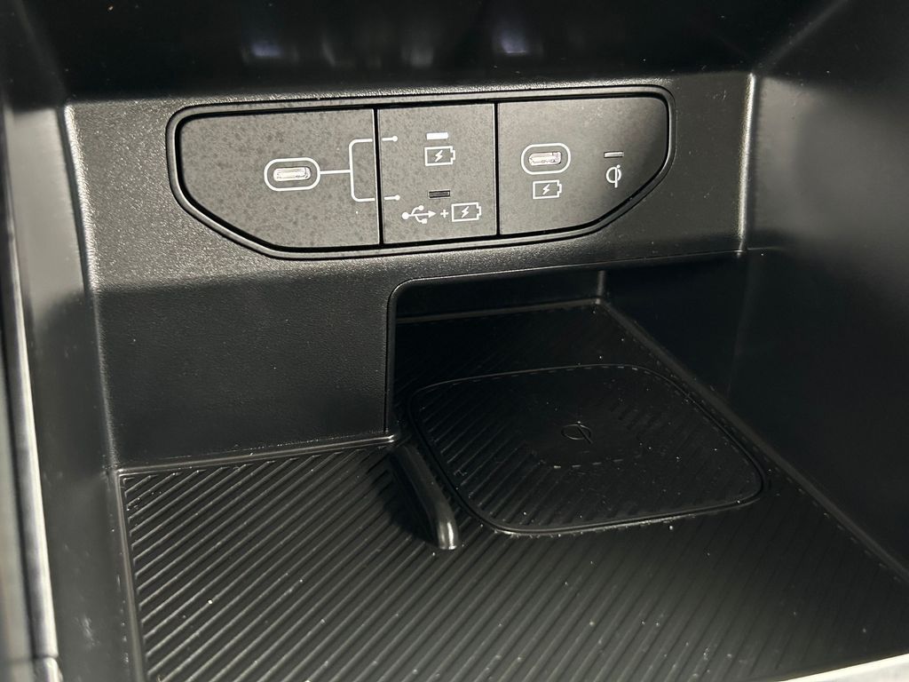 Used 2025 Wolf Gray Kia S image 30