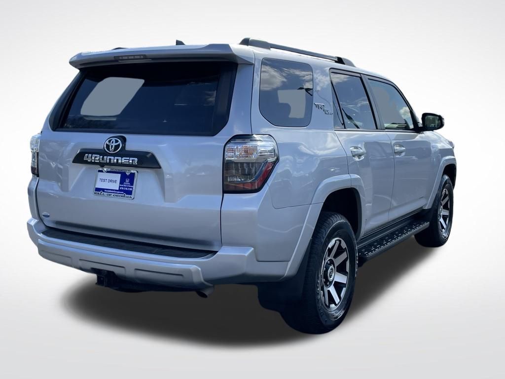 Thumbnail: 2024 Toyota 4Runner - 6