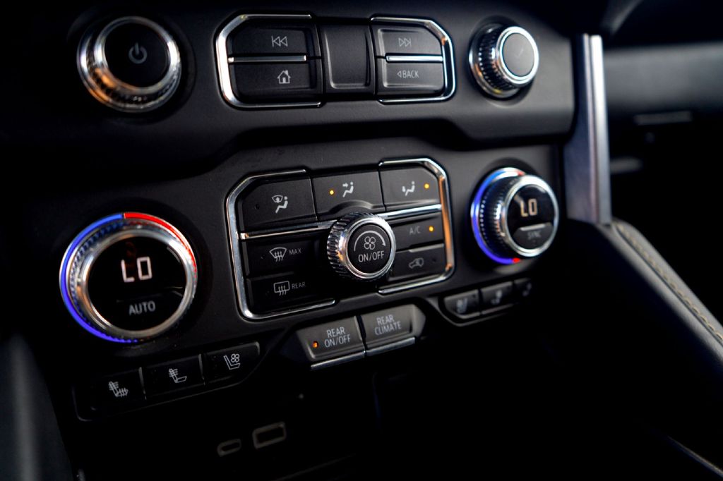 Used Car 2023 Gmc Yukon Xl  Slt For Sale Under $60,000 In Taylor, Texas