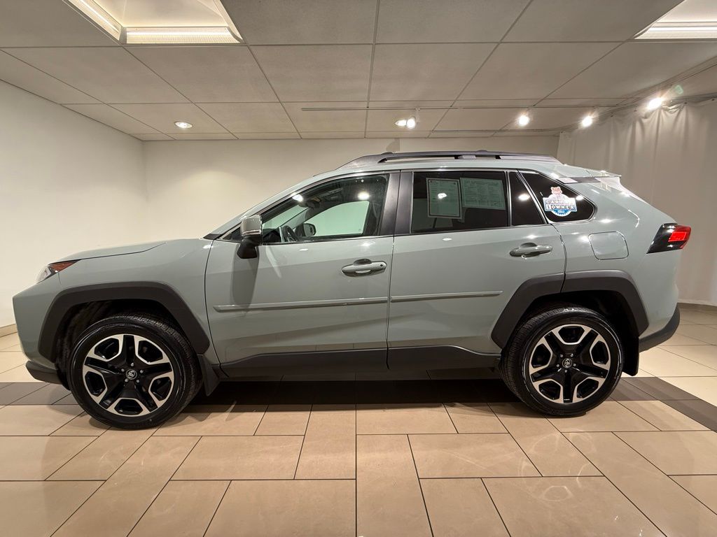 Thumbnail: 2020 Toyota RAV4 - 2