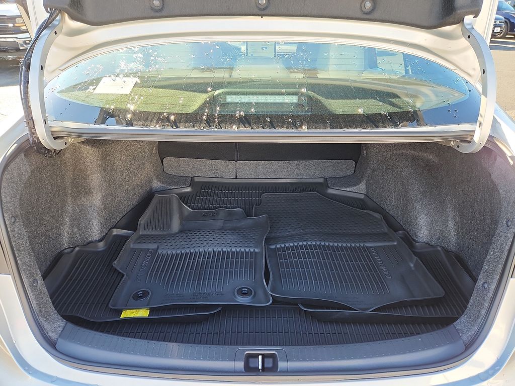 Thumbnail: 2025 Toyota Corolla - 32