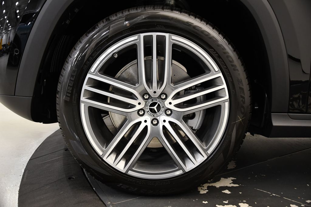 Thumbnail: 2025 Mercedes-Benz GLS - 13