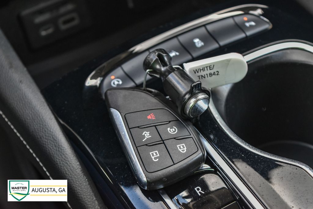 Used 2021 Buick Envision SUV