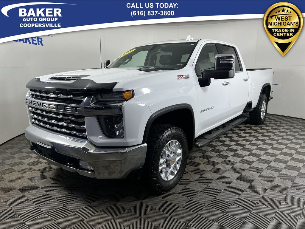 2022 Chevrolet Silverado 3500HD LTZ Crew Cab 4WD