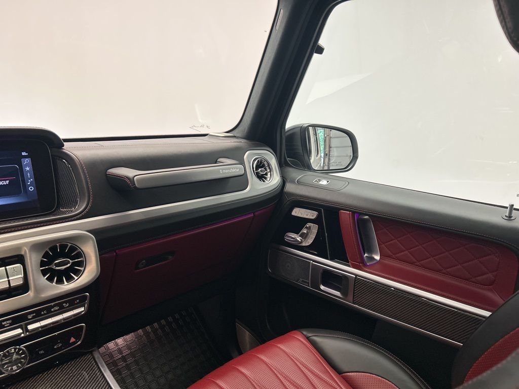 Thumbnail: 2022 Mercedes-Benz G-Class - 28