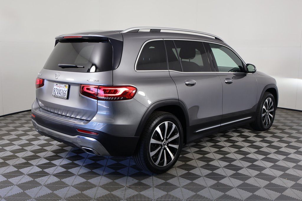Thumbnail: 2021 Mercedes-Benz GLB - 4