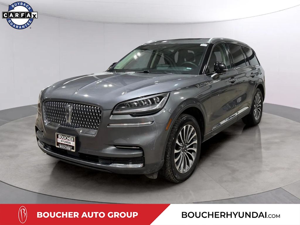 Used 2023 Gray Lincoln Reserve image 7